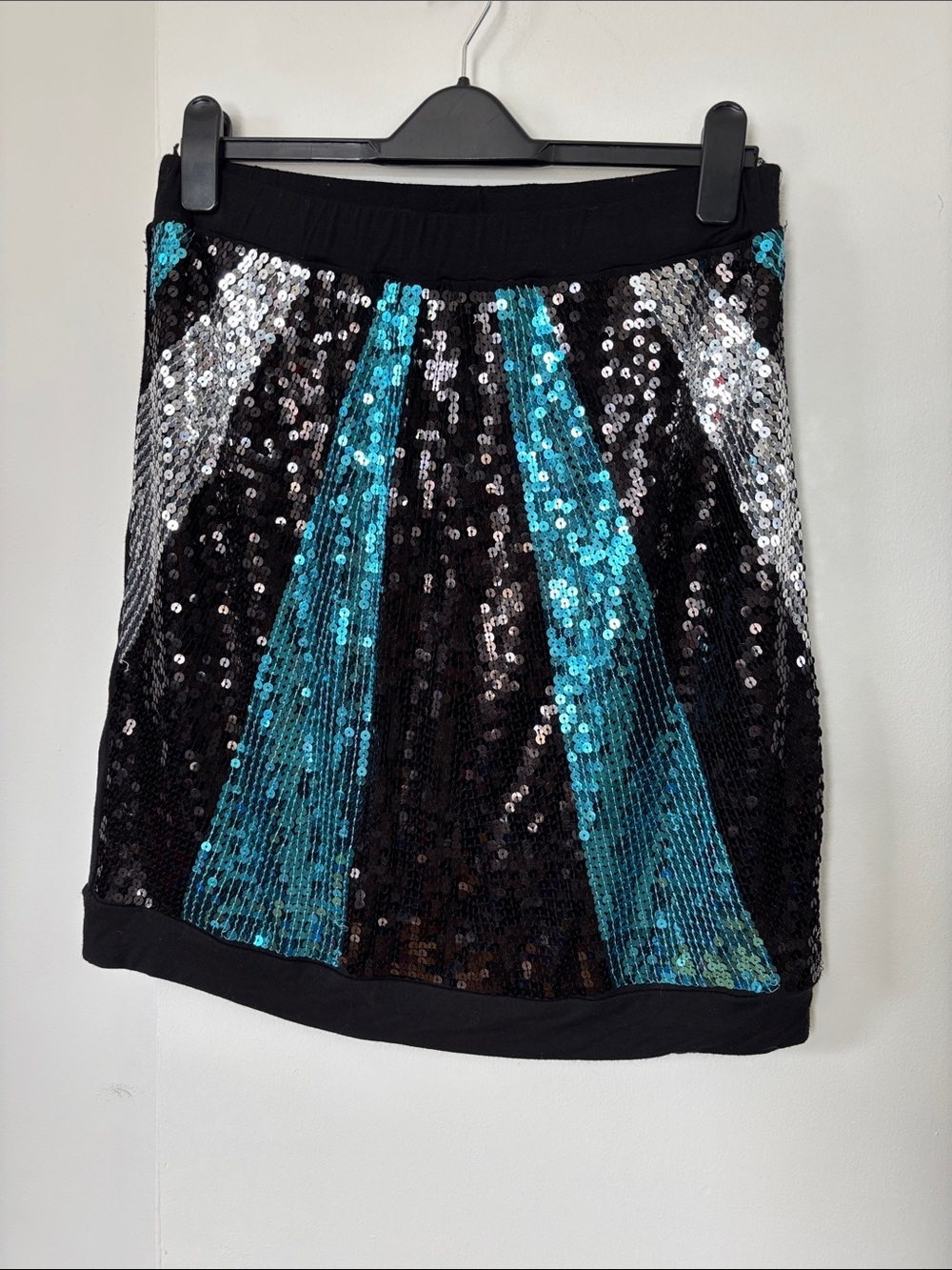 ✨ MXM Sequin Mini Skirt Black & Teal – Size L/XL